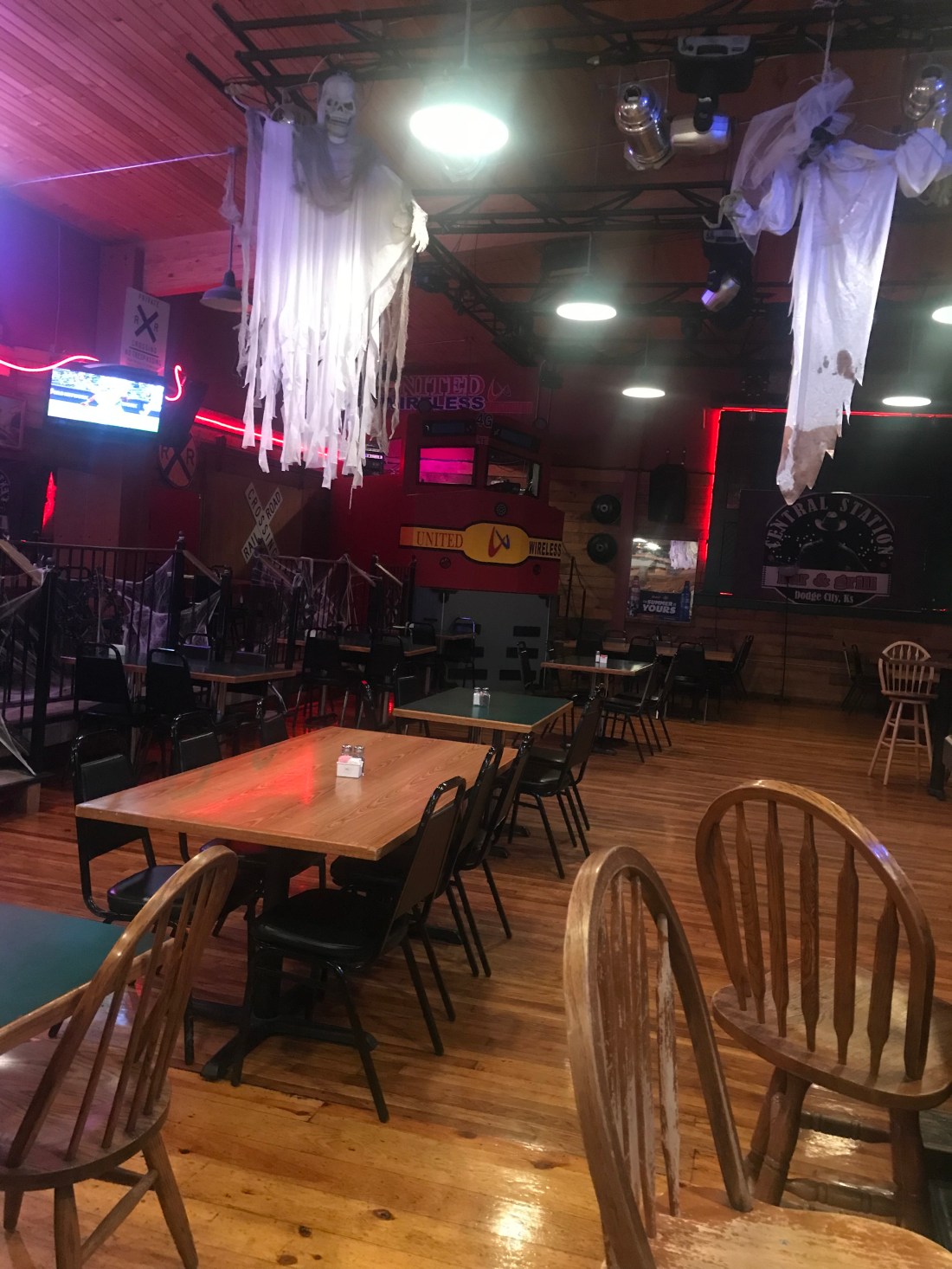 EECD236F-9E9F-45FB-9D0A-74006C526FC4